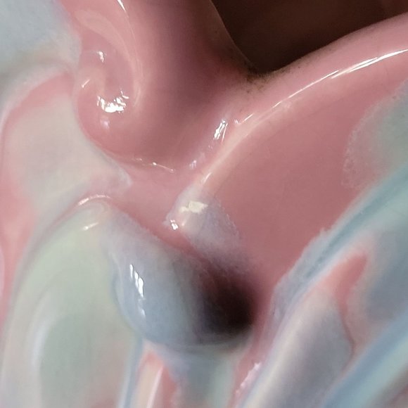 Vintage Royal Haeger Vase, MCM Cornucopia, Pink and Blue Royal Haeger - Picture 9 of 9